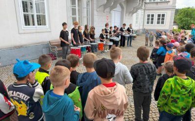 1. A na zámku v ZUŠ